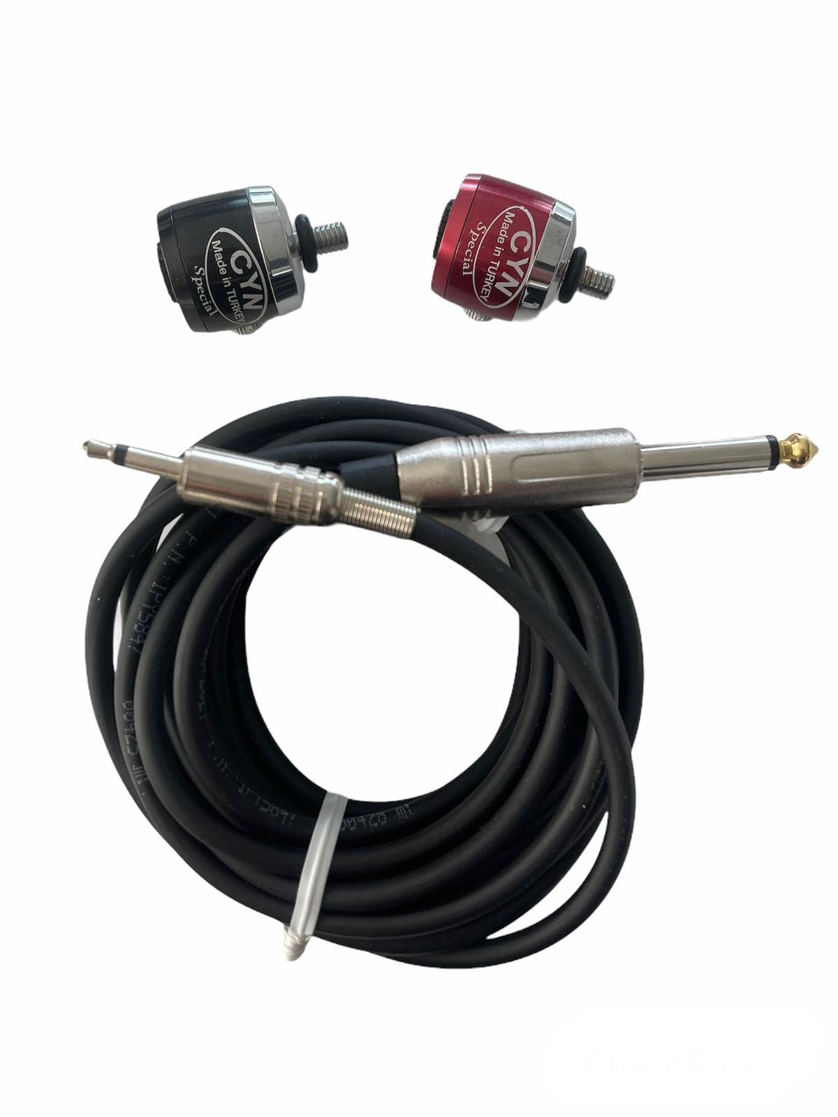 Black CYN Clarinet Microphone with a standard M6 monojack and 3-meter instrument cable.
